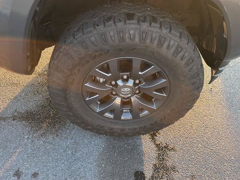 Certified 2023 Toyota Tacoma SR5 RWD image 37