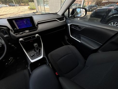 Used 2025 Toyota RAV4 LE image 34