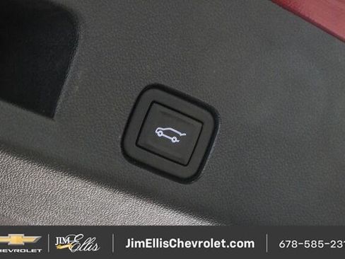 Certified 2024 Chevrolet Traverse Z71 w/ Enhanced Driving Package AWD/4WD image 26