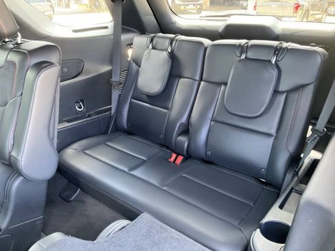 Used 2025 Ford Explorer ST AWD/4WD image 12