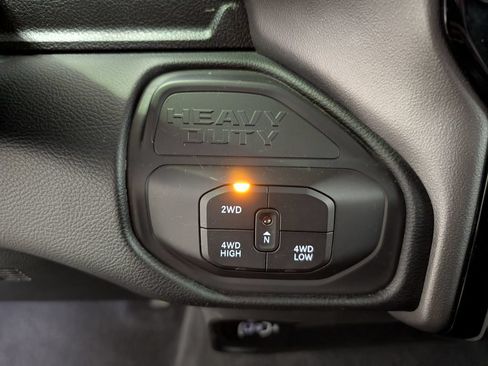 Used 2026 RAM 2500 Big Horn AWD/4WD image 24