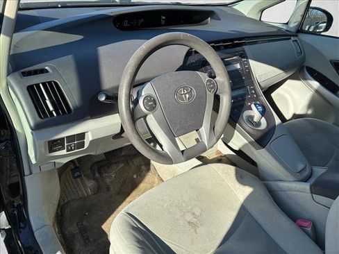 Used 2011 Toyota Prius Two image 10
