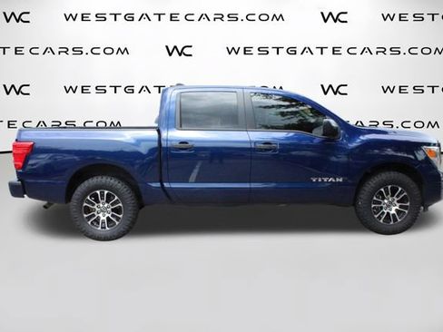 Used 2023 Nissan Titan SV AWD/4WD image 38