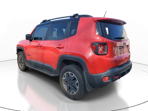 Used 2017 Jeep Renegade Trailhawk w/ Trailer Tow Group image 7