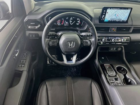 Used 2023 Honda Pilot Touring image 23