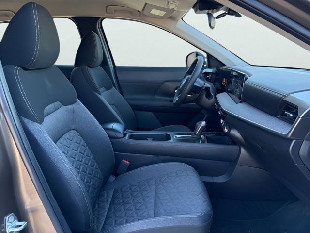 Certified 2025 Nissan Kicks SV FWD image 9