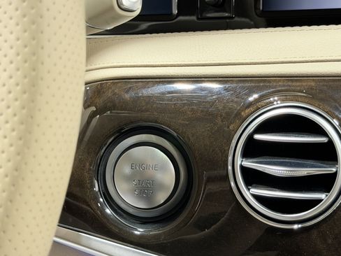 Used 2015 Mercedes-Benz S 63 AMG 4MATIC Sedan w/ Driver Assistance Package image 72