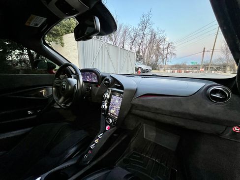Used 2019 McLaren 720S Performance image 26