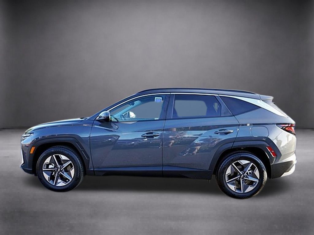 Certified 2026 Hyundai Tucson SEL Plus FWD image 9