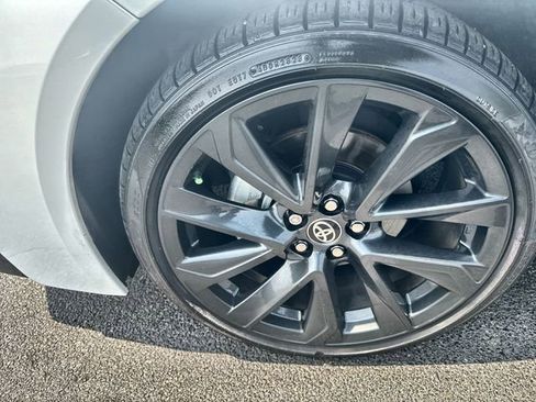 Used 2024 Toyota Corolla SE FWD image 19