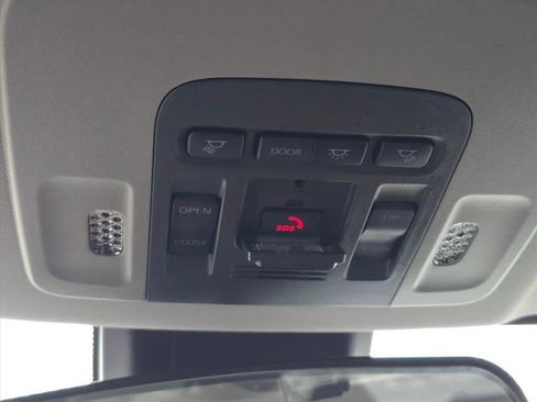 Used 2024 Toyota Camry SE image 24