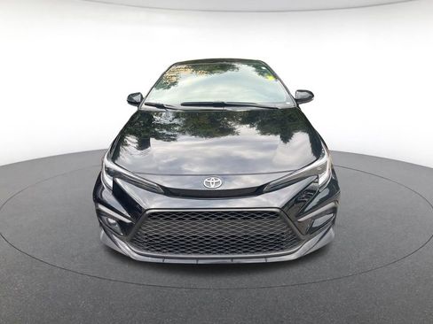 Used 2025 Toyota Corolla SE FWD image 3
