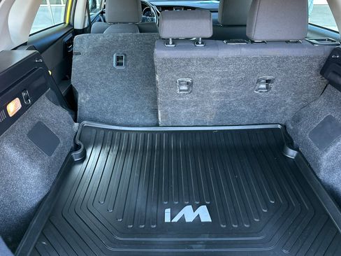 Used 2017 Toyota Corolla iM image 17