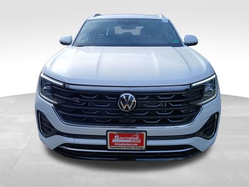 New 2026 Volkswagen Atlas Cross Sport SEL Premium R-Line AWD/4WD image 8
