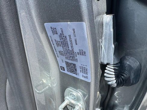 Used 2025 GMC Canyon AT4 image 26