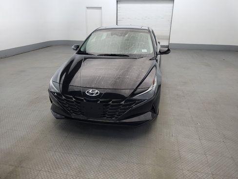 Used 2022 Hyundai Elantra Limited w/ Cargo Package FWD image 15