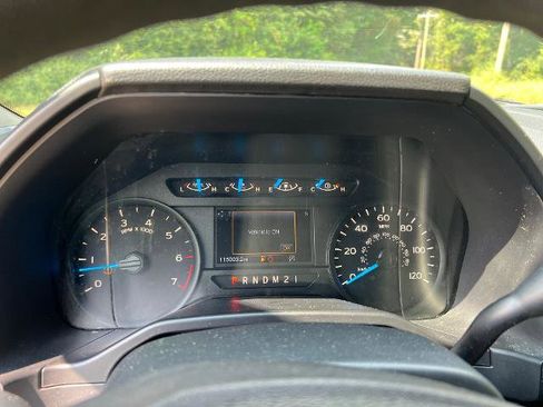 Used 2017 Ford F150 XL w/ Equipment Group 101A Mid image 15