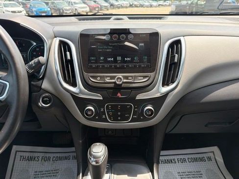 Used 2018 Chevrolet Equinox LT w/ Sun & Infotainment Package AWD/4WD image 25