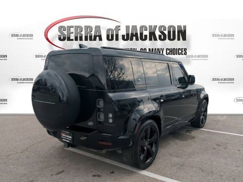 Used 2023 Land Rover Defender 110 X image 9