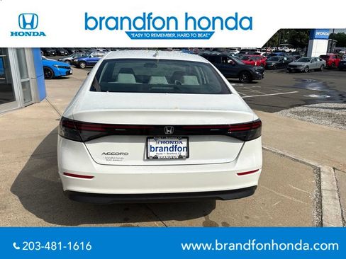 Used 2023 Honda Accord EX image 5