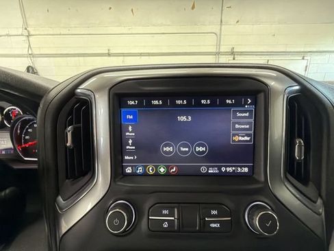 Certified 2020 Chevrolet Silverado 1500 LT w/ All-Star Edition AWD/4WD image 13