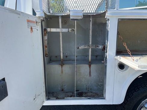 Used 2015 Chevrolet Silverado 2500 W/T image 4