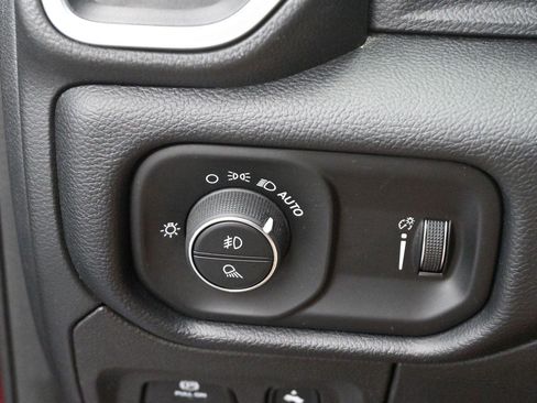 Used 2021 RAM 1500 Big Horn AWD/4WD image 26