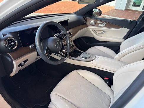 Used 2023 Mercedes-Benz E 350 Sedan image 5
