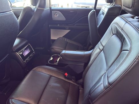 Used 2023 Lincoln Aviator Reserve w/ Equipment Group 201A AWD/4WD image 33