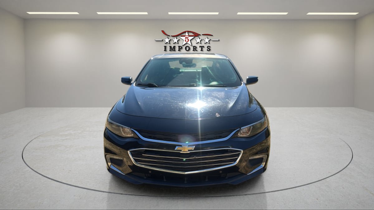 Used 2017 Chevrolet Malibu Premier w/ Premier Sun and Wheel Package FWD image 8