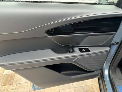 New 2025 Lincoln Nautilus Premier w/ Jet Appearance Package image 15