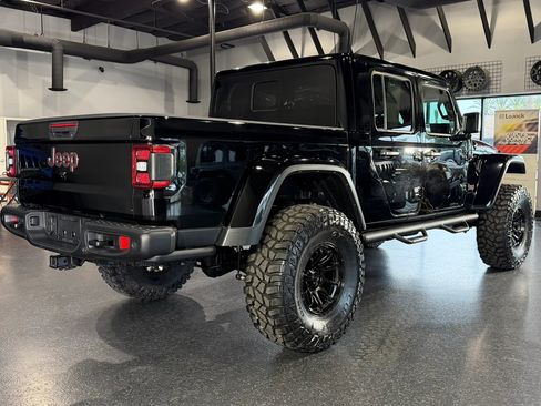 Used 2022 Jeep Gladiator Rubicon w/ LED Lighting Group AWD/4WD image 13
