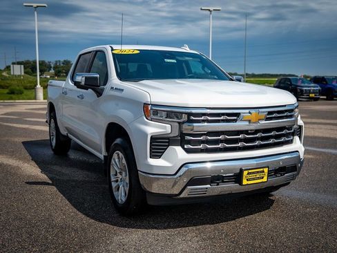 Used 2024 Chevrolet Silverado 1500 LTZ w/ LTZ Convenience Package II image 3