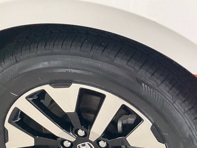 Certified 2025 Honda Odyssey EX-L image 29