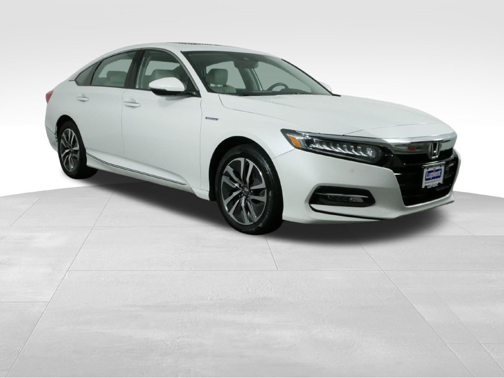 Used 2018 Honda Accord Touring image 2