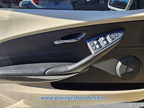 Used 2009 BMW 650i Convertible image 22