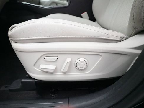 Certified 2023 Kia Sorento SX Prestige w/ Panoramic Sunroof Package AWD/4WD image 29