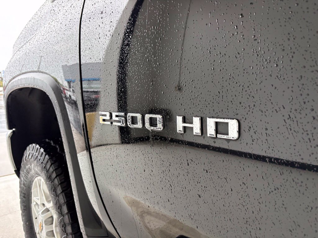 Used 2024 Chevrolet Silverado 2500 LTZ w/ LTZ Premium Package AWD/4WD image 24