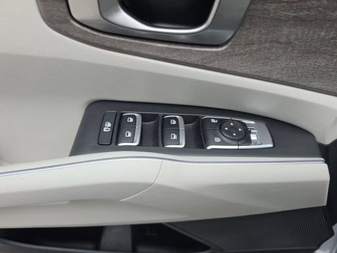 Certified 2023 Kia Sorento EX FWD image 19