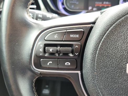 Used 2022 Kia Niro LXS FWD image 20