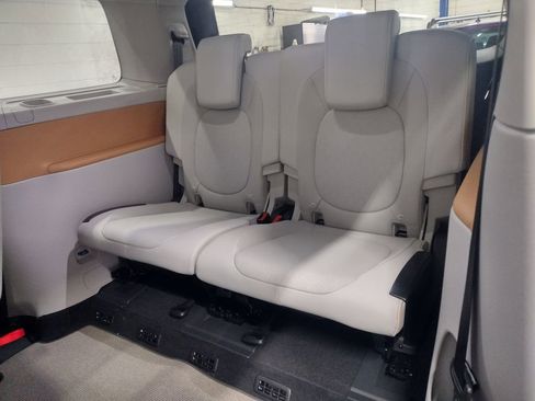 New 2025 Volkswagen ID. Buzz 1st Edition image 30