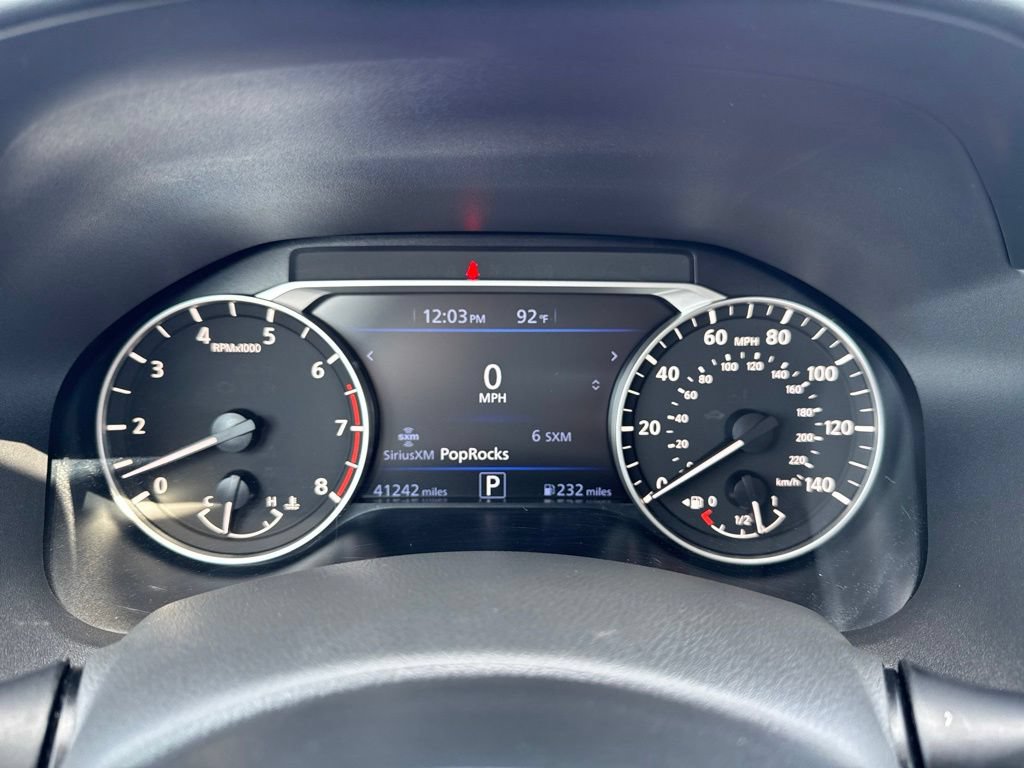 Used 2023 Nissan Altima 2.5 SR FWD image 16