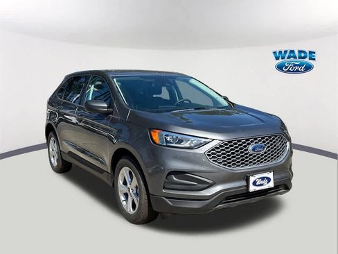 New 2024 Ford Edge SE image 3