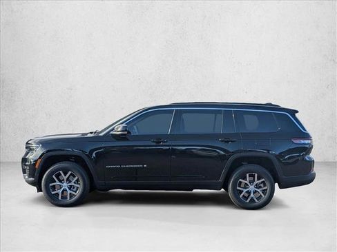 New 2025 Jeep Grand Cherokee L Limited image 9