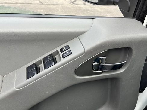 Used 2019 Nissan Frontier SV AWD/4WD image 12