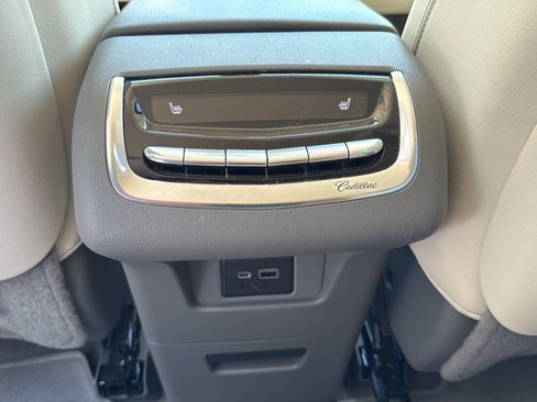 Certified 2023 Cadillac XT6 Premium Luxury w/ Technology Package AWD/4WD image 26