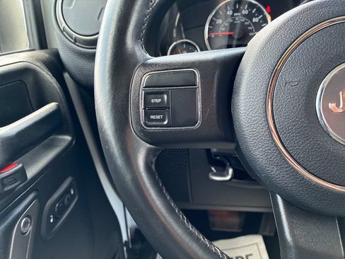 Used 2018 Jeep Wrangler Unlimited Sport S AWD/4WD image 20