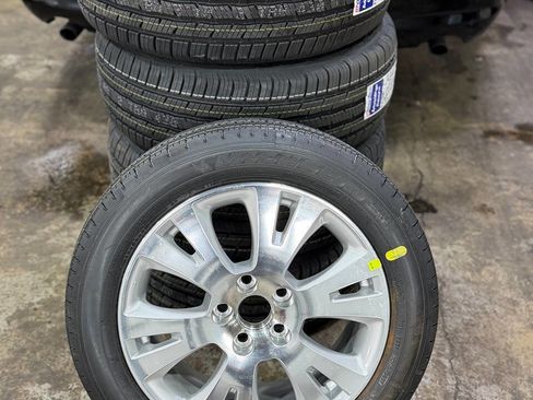 Used 2008 Toyota Avalon XLS image 86