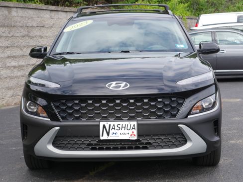 Used 2023 Hyundai Kona SEL AWD/4WD image 2