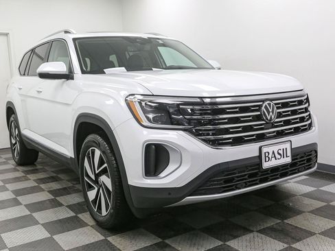 New 2026 Volkswagen Atlas SEL AWD/4WD image 2